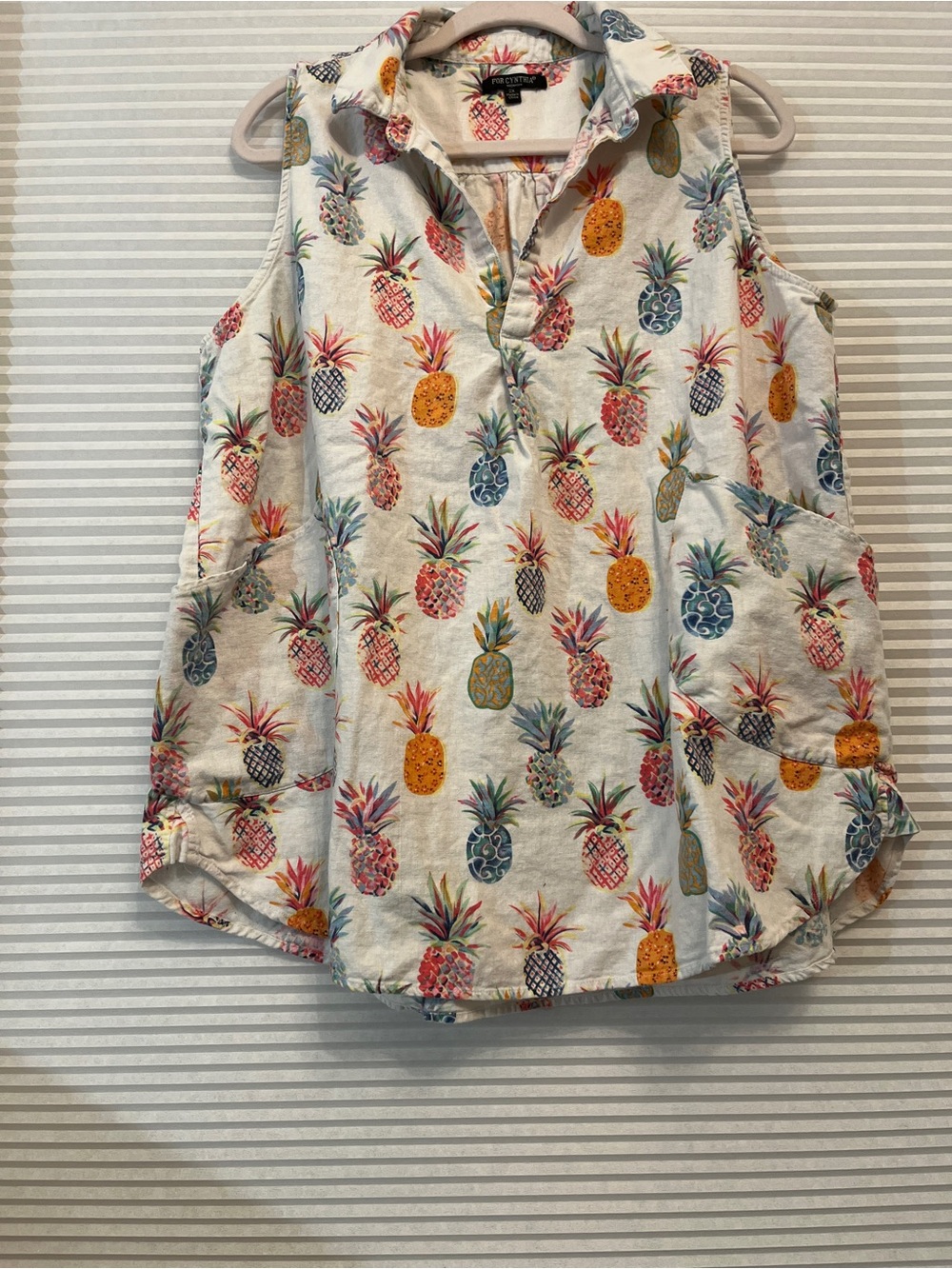 For Cynthia Pineapple Print Sleeveless Tunic - White with Yellow, Pink, Blue